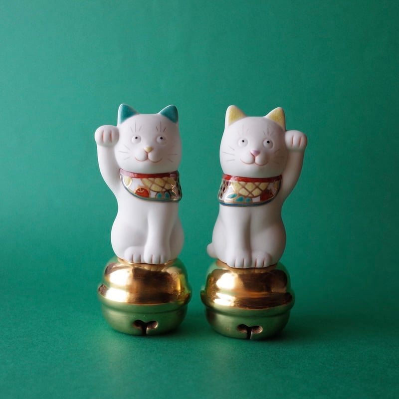 suiyo 翠窯 招き猫 右手上 上出長右衛門窯/KUTANI CHOEMON「二寸ちょうえもん招猫 鈴乗