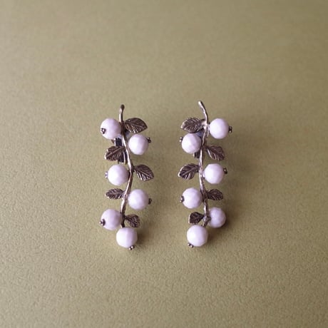 sasakihitomi／佐々木ひとみ「木の実のイヤリング／ピアス」
