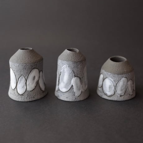 山田睦美／YAMADA Mutsumi「花入 小」