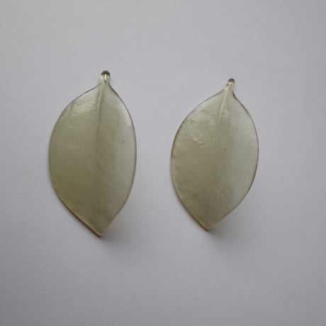 田 聡美／DEN Satomi「椿／金蓮葉」