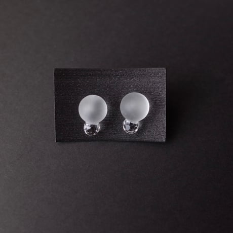 静観朋恵／SHIZUMI Tomoe「硝子ピアス」