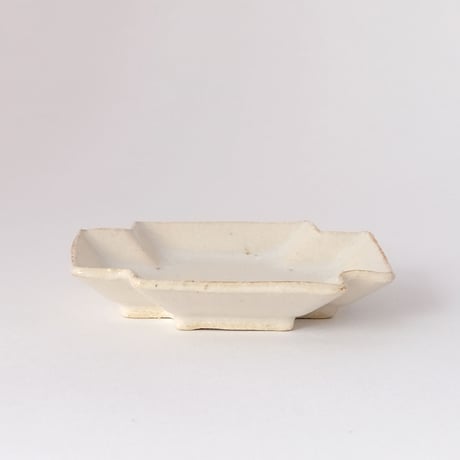 たくまポタリー／Takuma pottery「小皿 プラス」