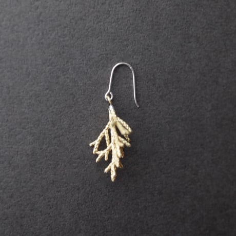 今城晶子／IMAJO Akiko「PLANTSピアス／イヤリング」