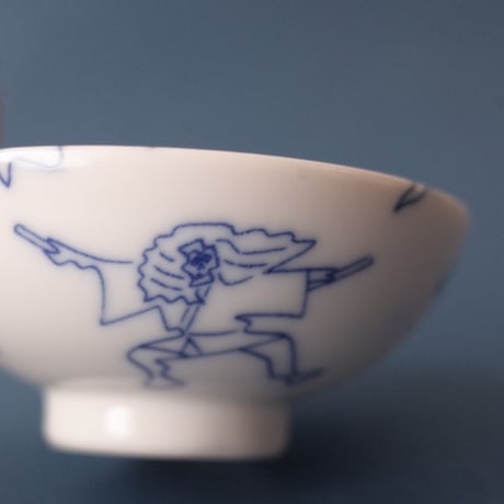 おでんよし坊／Oden Yoshibou「九谷焼チャリティおちょこ 御陣乗太鼓＋能登ステッカー」