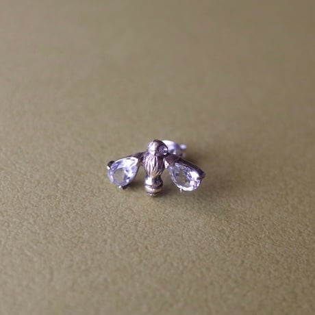 sasakihitomi／佐々木ひとみ「クローバーのイヤリング／ピアス」