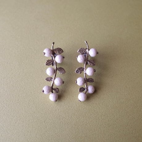 sasakihitomi／佐々木ひとみ「木の実のイヤリング／ピアス」