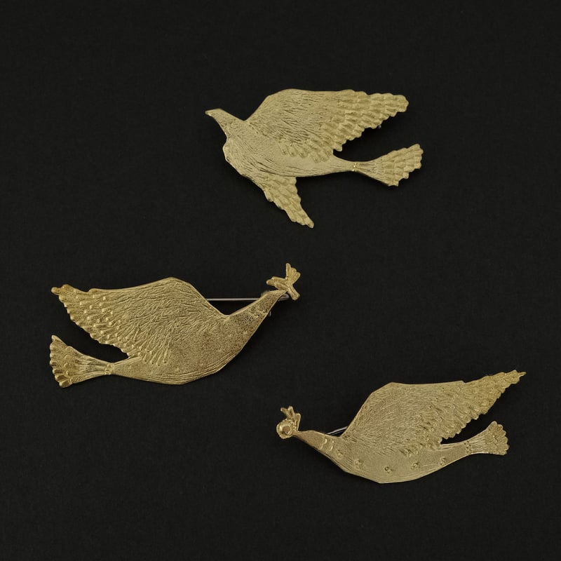 西川美穂／NISHIKAWA Miho「鳥ブローチ」 | オトメの金沢 陳列室