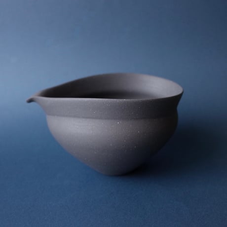 山田睦美／YAMADA Mutsumi「片口」