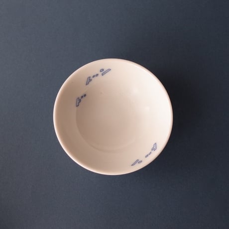 おでんよし坊／Oden Yoshibou「九谷焼チャリティおちょこ 御陣乗太鼓＋能登ステッカー」