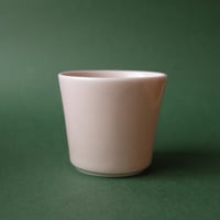田辺京子足付き陶器ボウル 田辺京子足付き陶器ボウル