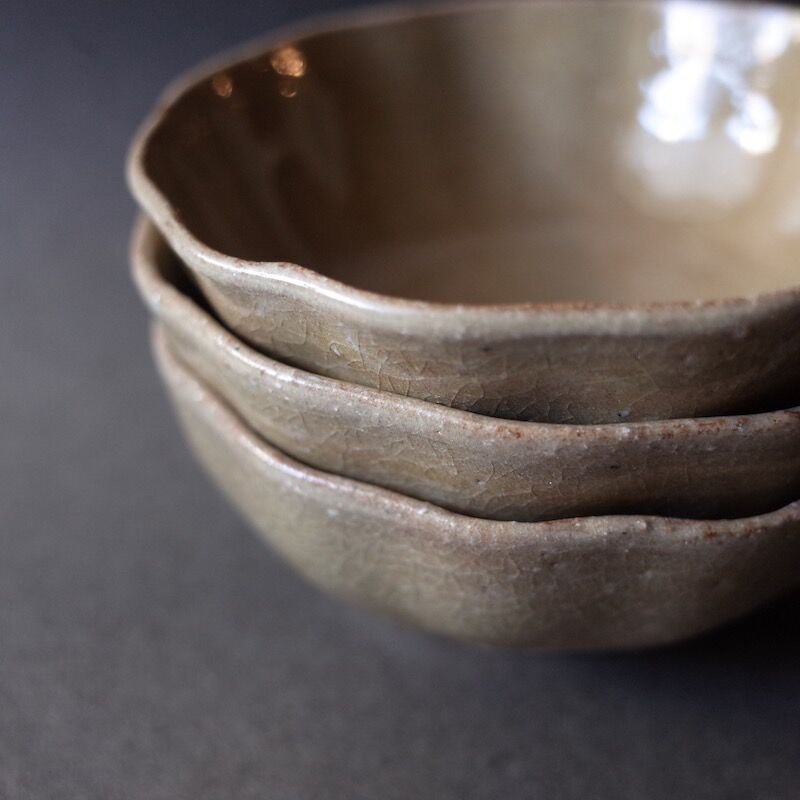 たくまポタリー/Takuma pottery「4寸鉢 ひらひら」 | オトメの たくまポタリー/Takuma pottery「4寸鉢 ひらひら」 | オトメの