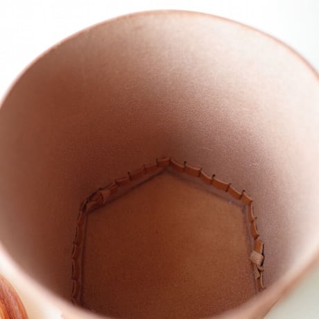 Eatable of Many Orders／エタブルオブメニーオーダーズ「Cylinder Leather Box Mini × 岩本清商店」