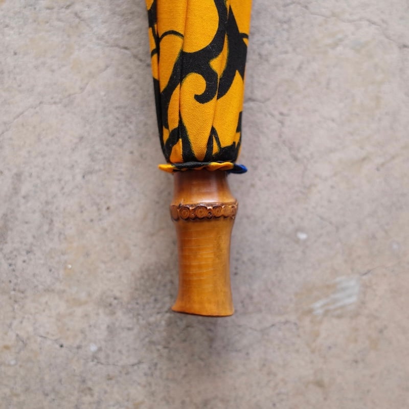 sun mi 日傘 サンミ 日傘 sun mi サンミ 晴雨兼用日傘 えいきち USED美品 アフリカン