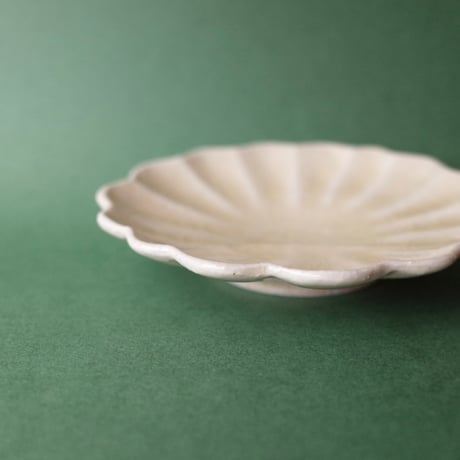 たくまポタリー／Takuma pottery「お手塩皿 ハナ」