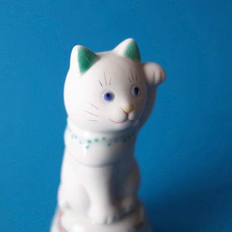上出長右衛門窯／KUTANI CHOEMON「鈴乗り二寸ちょうえもん招猫 人魚と魚」