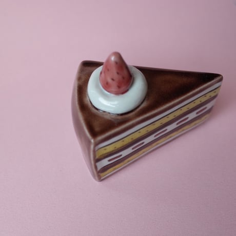 今江未央／IMAE Mio「九谷焼ショートケーキ」