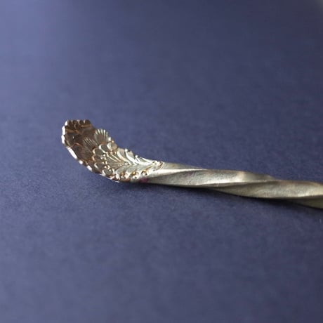 西川美穂／NISHIKAWA Miho「花ツラナルマドラー」