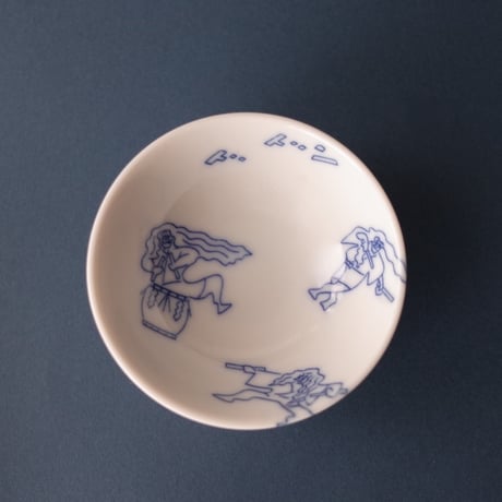 おでんよし坊／Oden Yoshibou「九谷焼チャリティおちょこ 御陣乗太鼓＋能登ステッカー」
