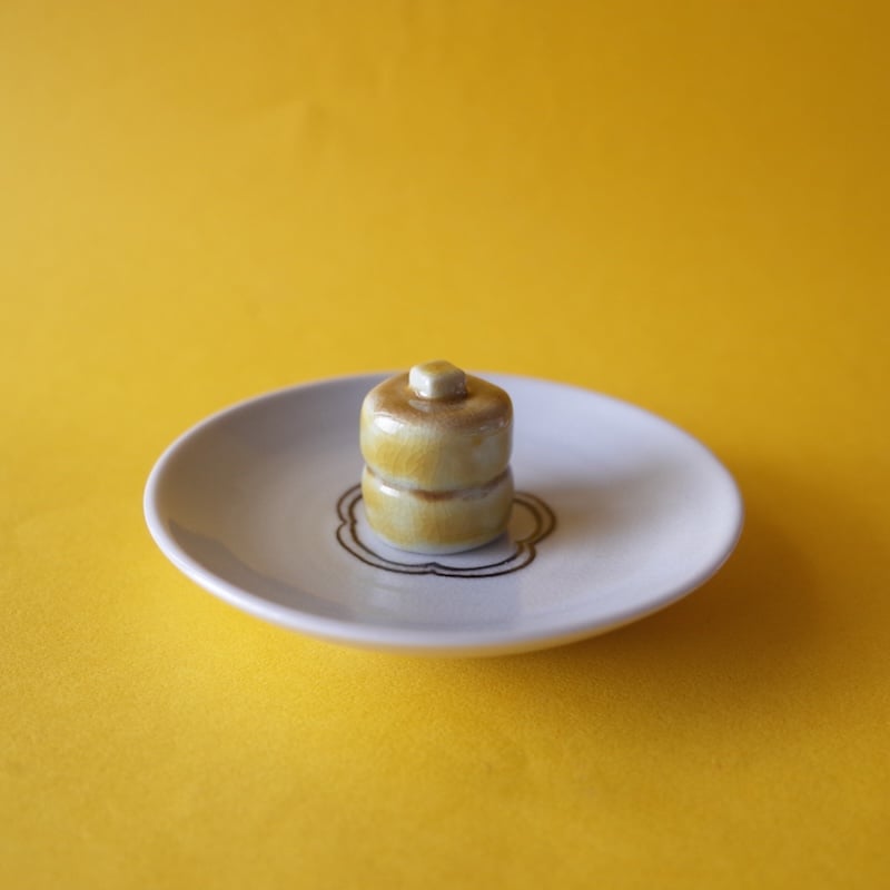 今江未央／IMAE Mio「九谷焼立体豆皿 ケーキ」 | オトメの金沢 陳列室