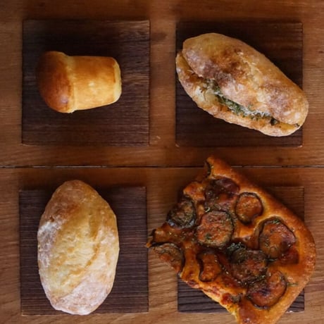 坂の上ベーカリー／Sakanoue Bakery「イタリアの坂の上ぱんセット」