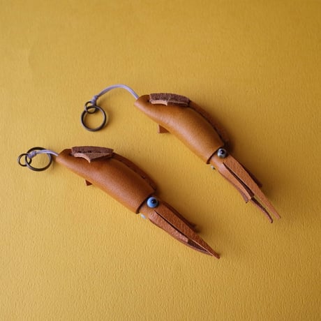 gris-gris leathers／グリグリレザーズ「キーホルダー イカ」