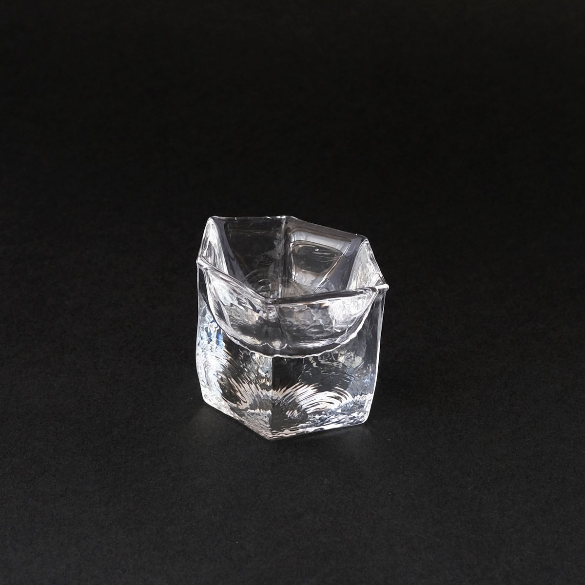 西山芳浩／NISHIYAMA Yoshihiro「角ぐいのみC」 | オトメの金沢 陳列室