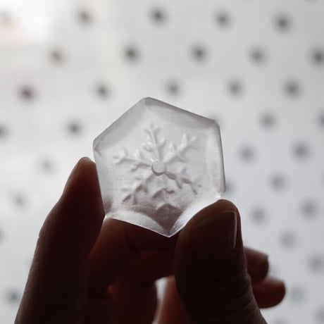 田 聡美／DEN Satomi「雪華香立」