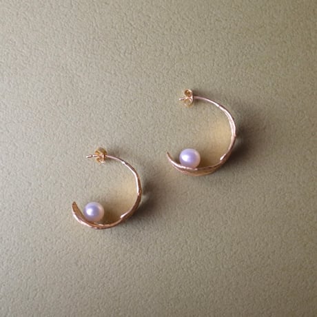 sasakihitomi／佐々木ひとみ「とりのハネピアス gold」