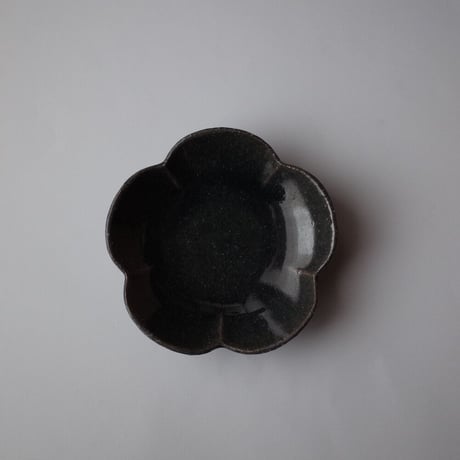 たくまポタリー／Takuma pottery「小皿 梅 ブルー」