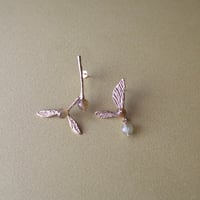 sasakihitomi／佐々木ひとみ「ヤドリギイヤリング／ピアス」