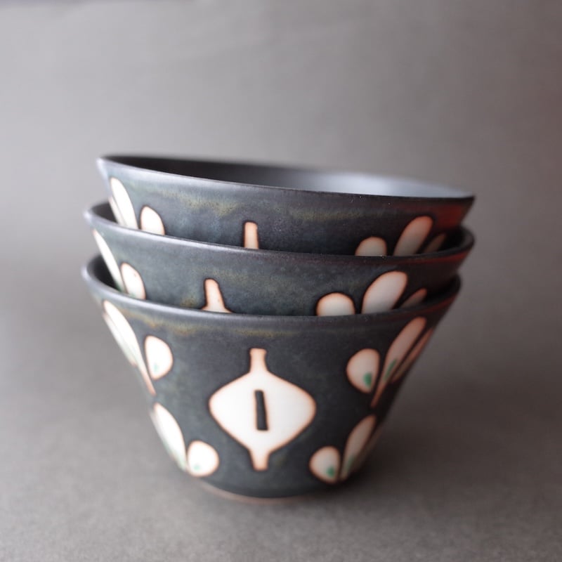 庄田春海／SHODA Harumi「黒みつば小鉢」 | オトメの金沢 陳列室