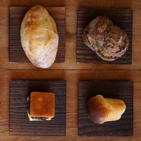 坂の上ベーカリー／Sakanoue Bakery「イタリアの坂の上ぱんセット」