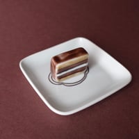 今江未央／IMAE Mio「九谷焼立体四角皿」