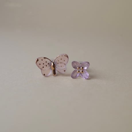 静観朋恵／SHIZUMI Tomoe「ちょうちょピアス／イヤリング」