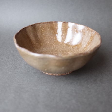 たくまポタリー／Takuma pottery「4寸鉢 ひらひら」