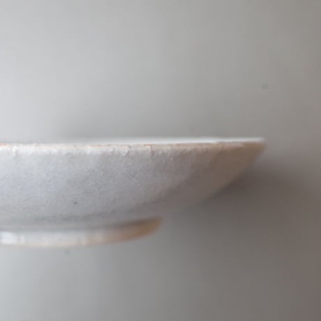 たくまポタリー／Takuma pottery「6寸皿 まる菊」