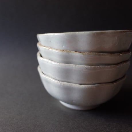 たくまポタリー／Takuma pottery「4寸鉢 ひらひら」
