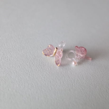 静観朋恵／SHIZUMI Tomoe「ちょうちょピアス／イヤリング」