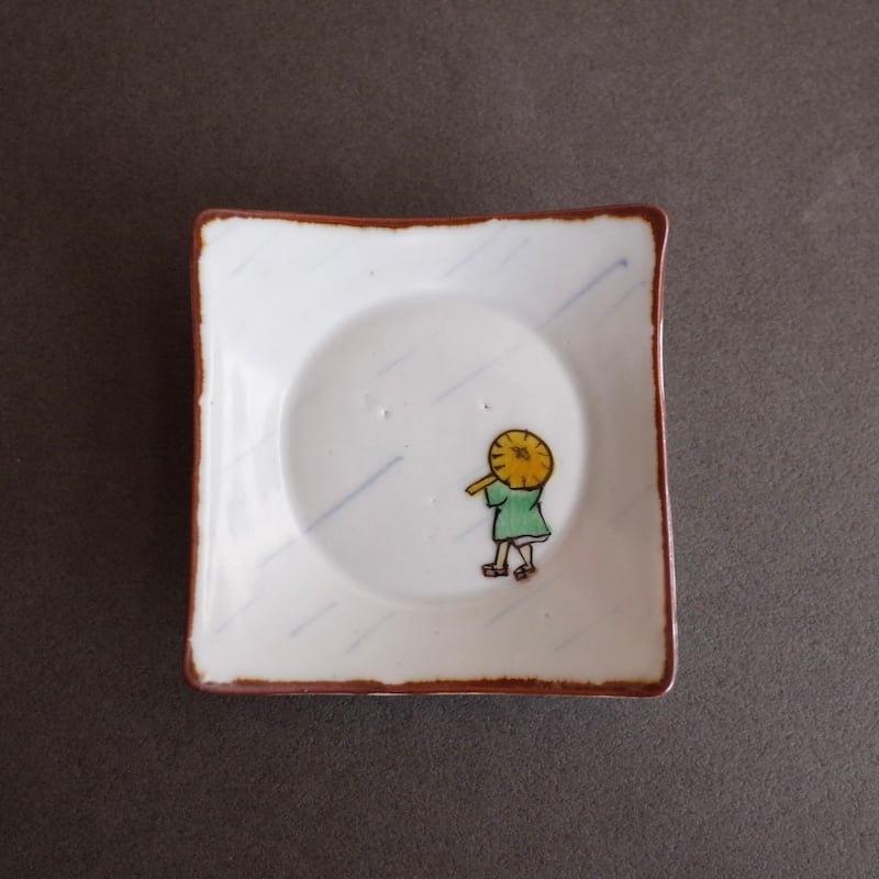 工房あめつち／Kobo Ametsuchi「色絵 雨の日角豆皿（お一人様1点まで