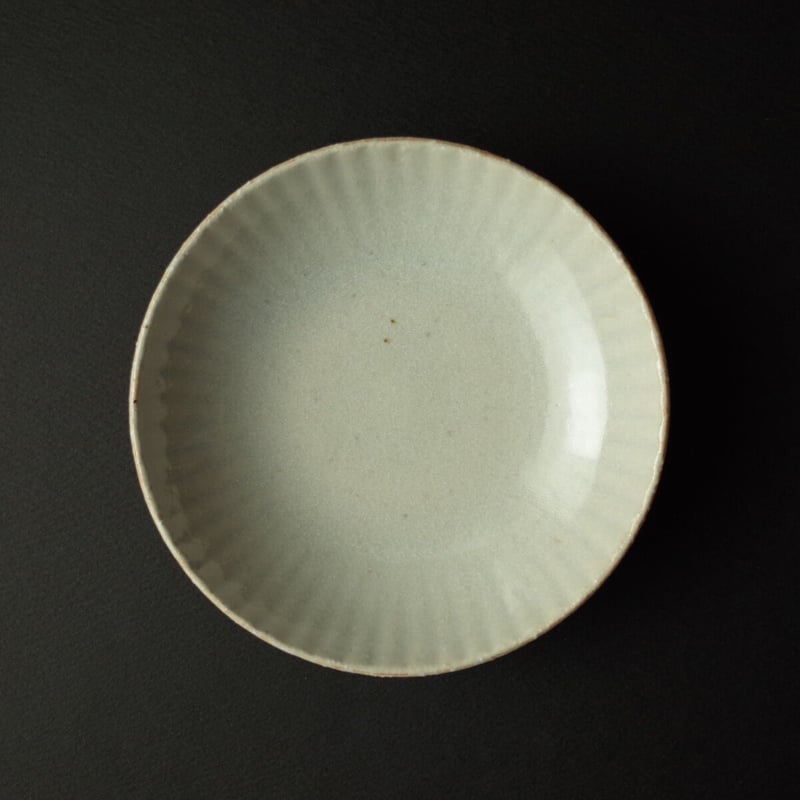 たくまポタリー／Takuma pottery「4寸皿 まる菊」 | オトメの