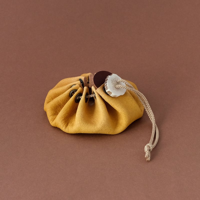 gris-gris leathers／グリグリレザーズ「鹿革の巾着