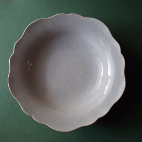 たくまポタリー／Takuma pottery「6寸皿 芙蓉」