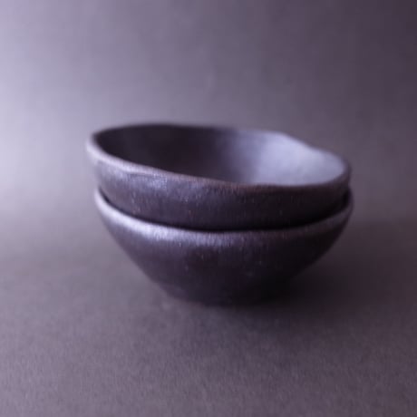 岩﨑晴彦／IWASAKI Haruhiko「小鉢 黒」
