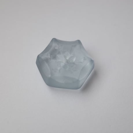 田 聡美／DEN Satomi「雪華香立」