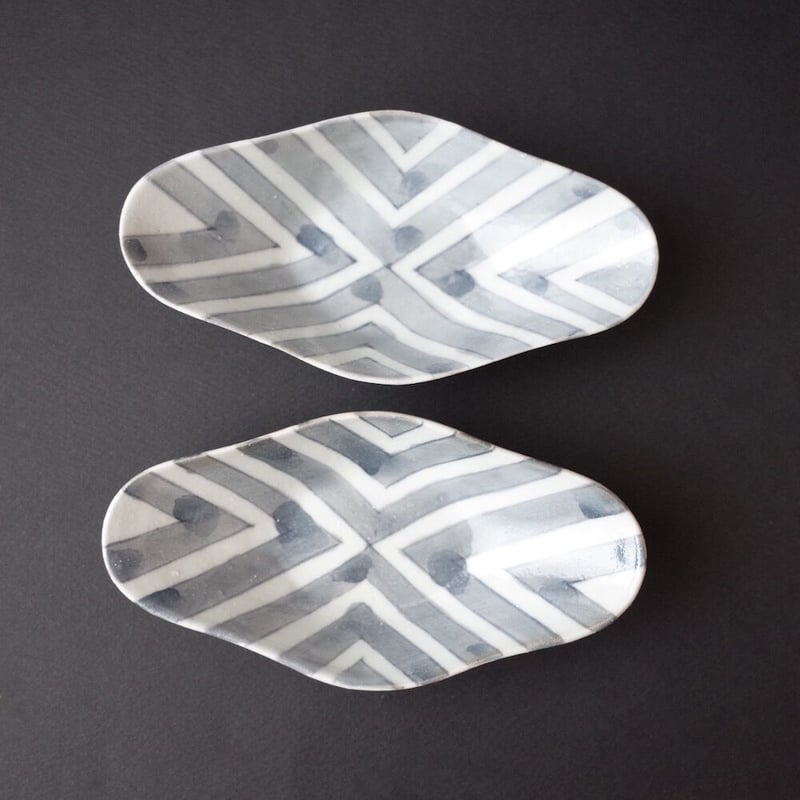 安齋新・厚子／ANZAI Arata & Atsuko「白磁染付けふね」 | オトメの