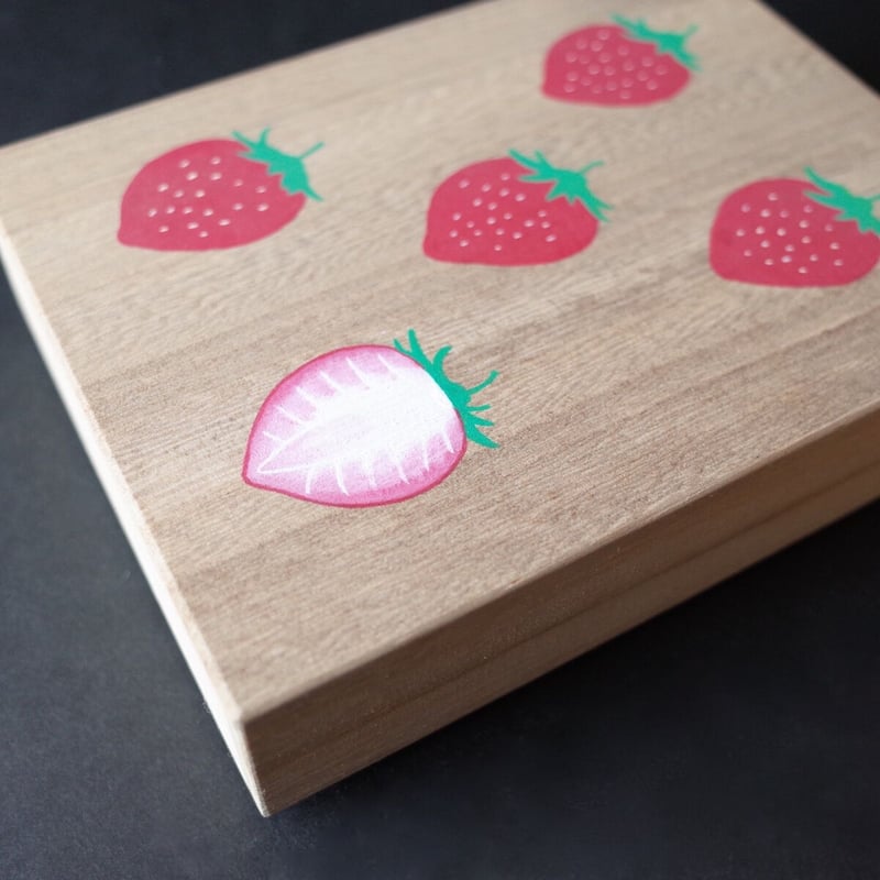 ♥美濃焼　志野　向付　五客揃い　桐箱付き 美濃焼志野向付五客揃い桐箱付き