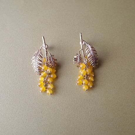 sasakihitomi／佐々木ひとみ「ミモザピアス」
