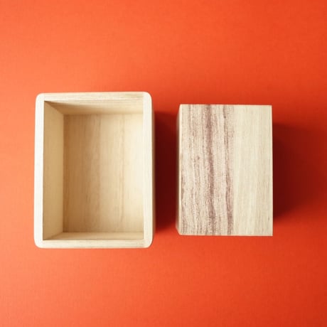 岩本清商店／IWAMOTO Kiyoshi Shouten「チビ桐箱 リンゴ」