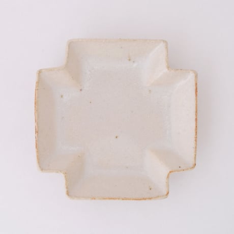 たくまポタリー／Takuma pottery「小皿 プラス」