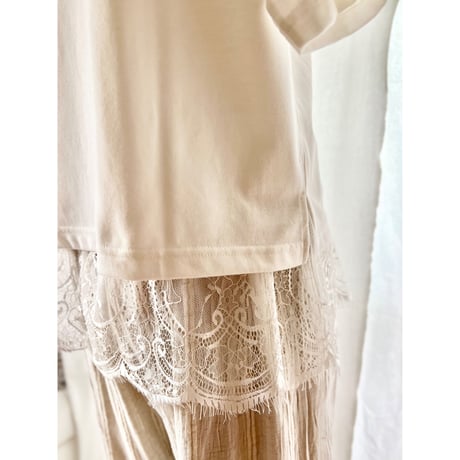 cool touch top ➕ヘムlace